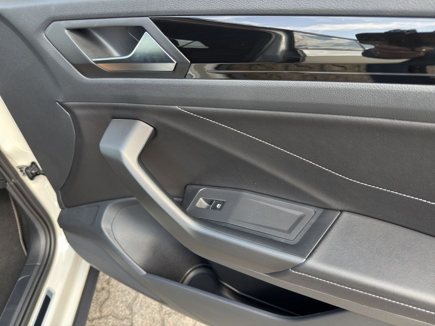 Volkswagen T-Roc 2.0 TSI OPF 4M DSG - Samsaru's Car Outlet