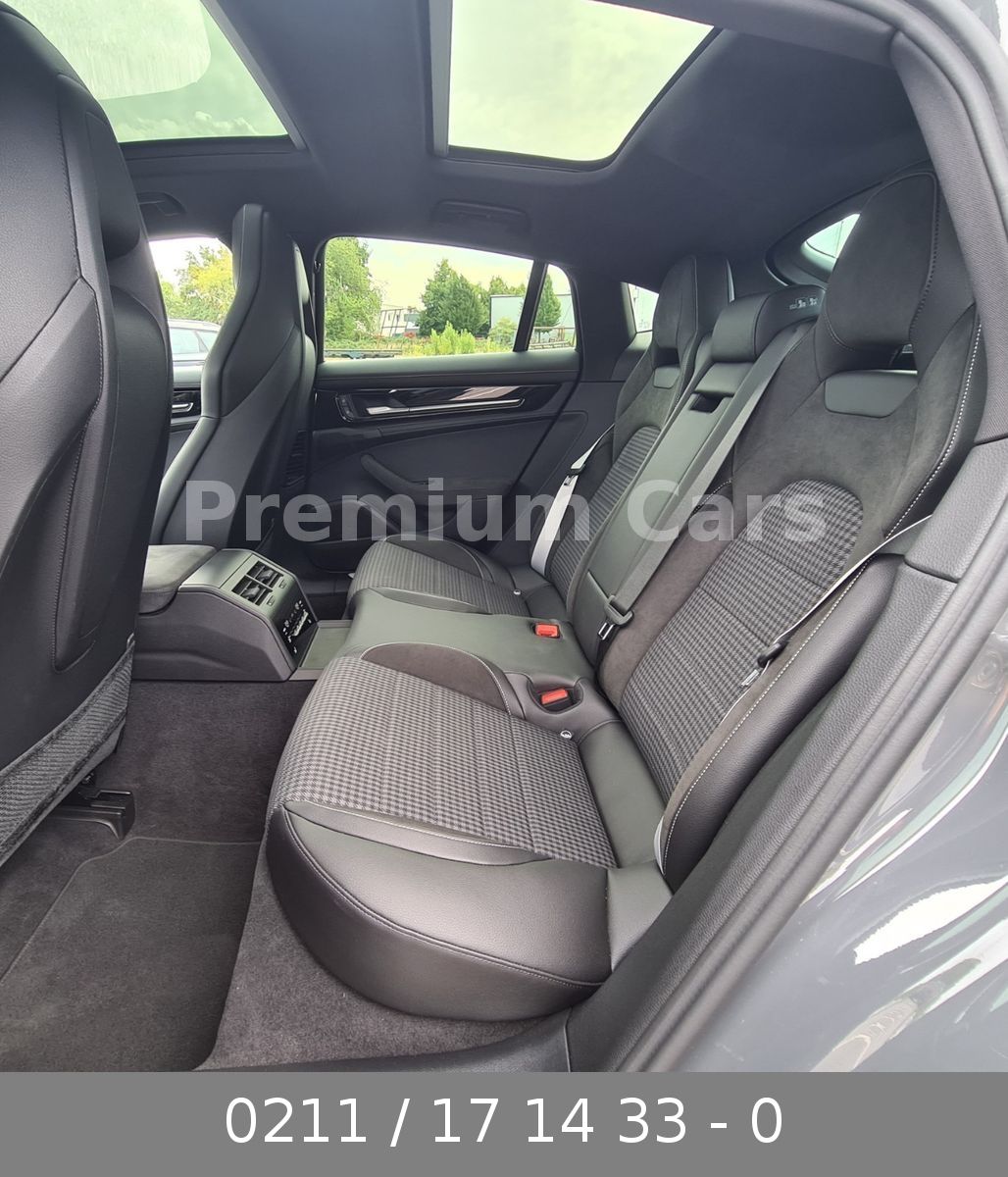 Porsche Panamera 4 E-Hybrid /Race-Tex /Hinterachslenkung