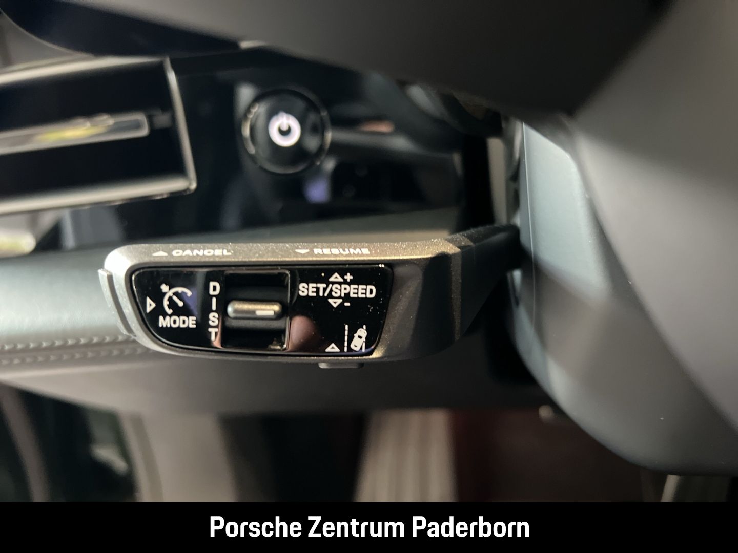 Porsche Taycan 4S Cross Turismo InnoDrive Head-Up 21-Zol