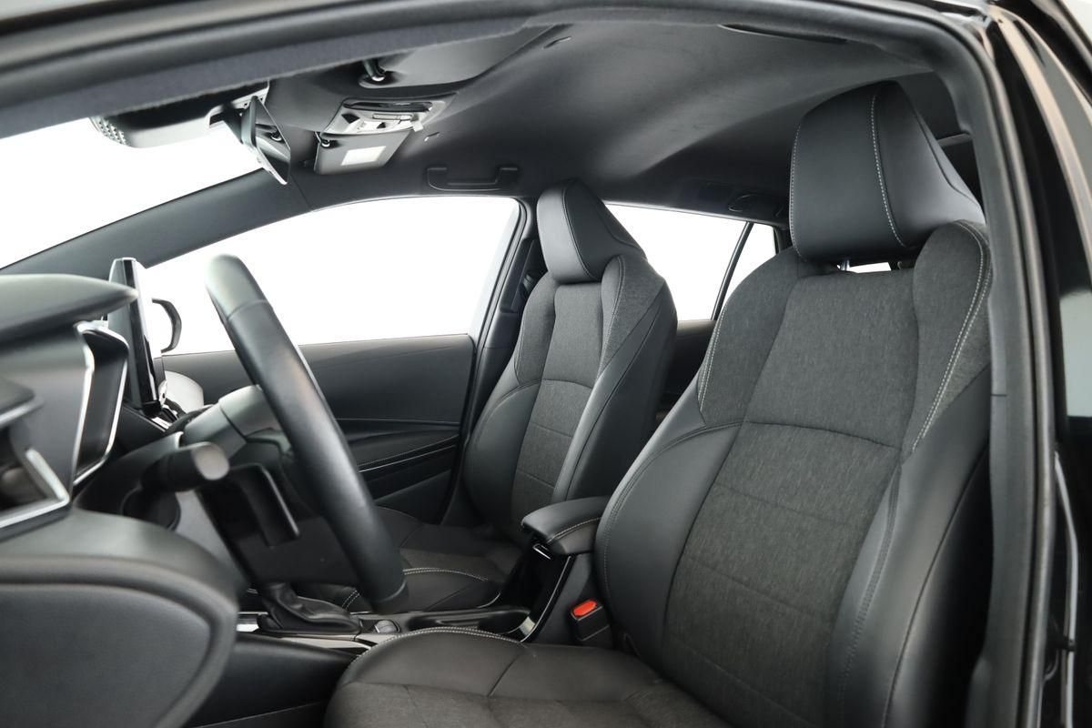 Toyota Corolla Touring Sports 2.0 CVT Team D Navi Kam