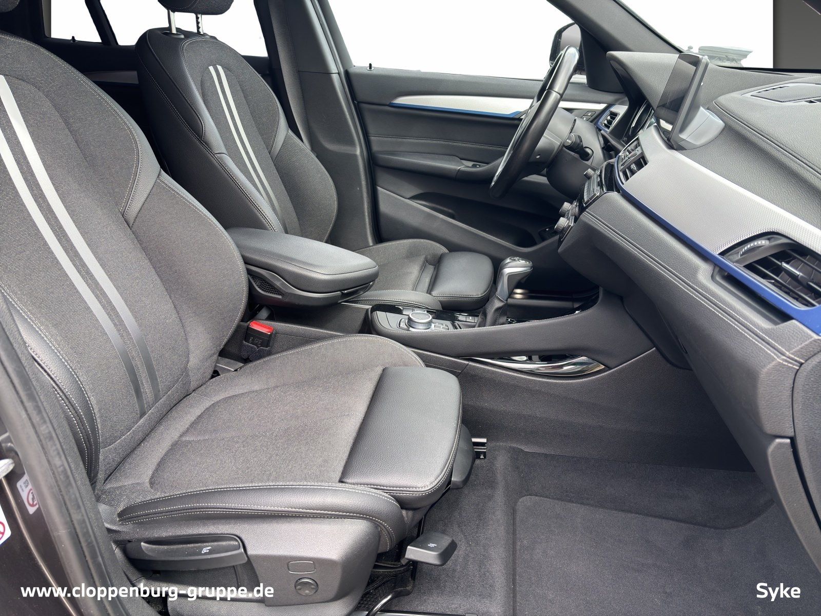 BMW X1 xDrive25e M Sportpaket - Samsaru's Car Outlet