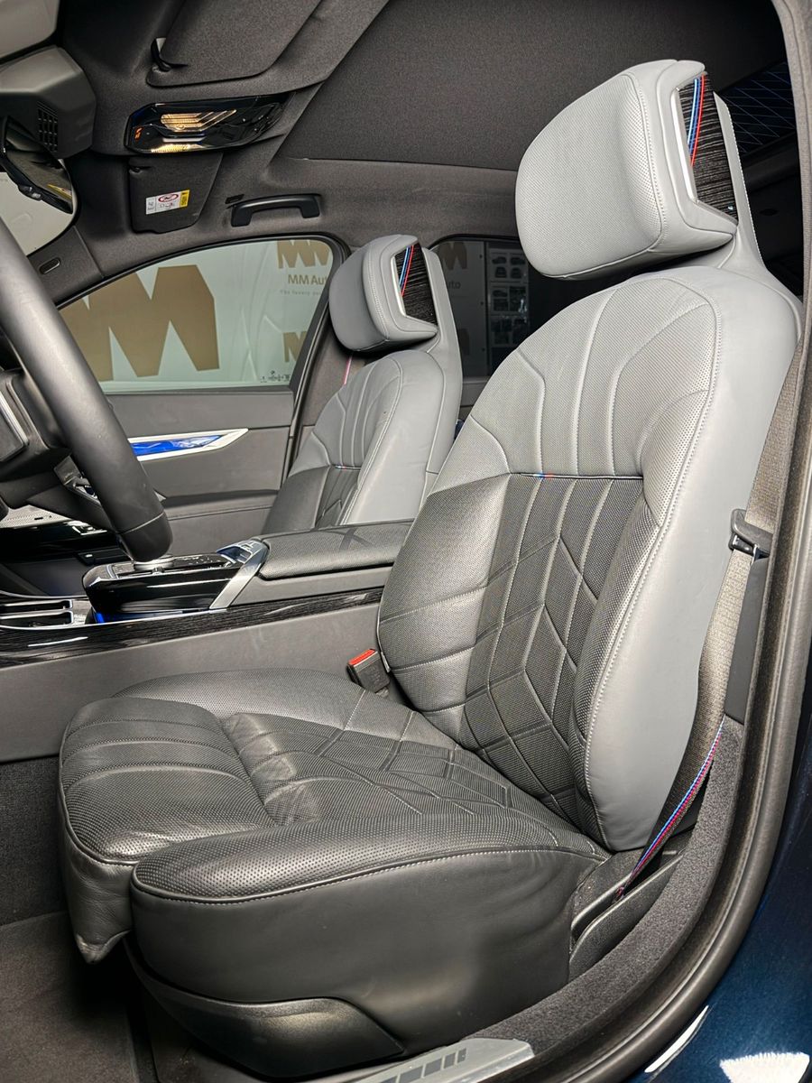 BMW 740 d xDrive M Sport Pano Sky Lounge