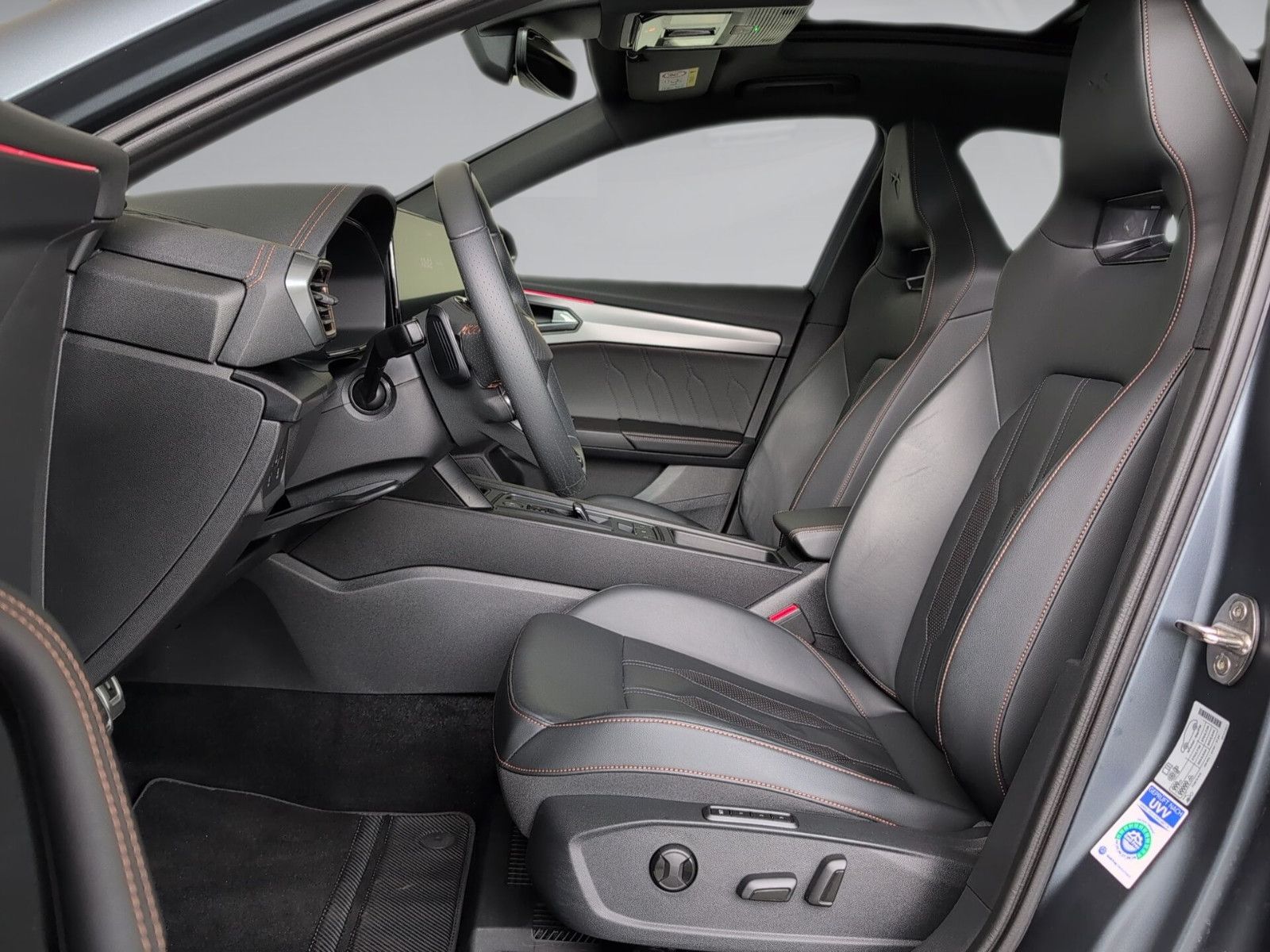 Cupra Formentor 2.0 TSI VZ AHK PANO LEDER COPPER MATT