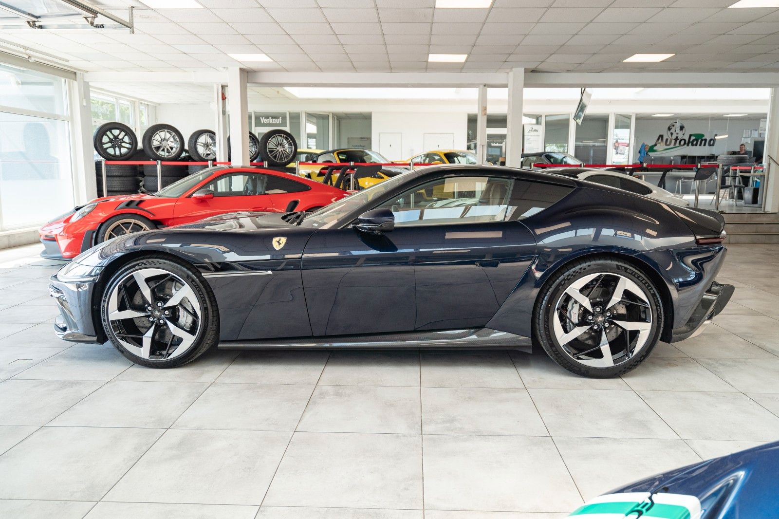 Ferrari 12Cilindri Specialpaint*Cuoio*Carbon*JBL*Massage