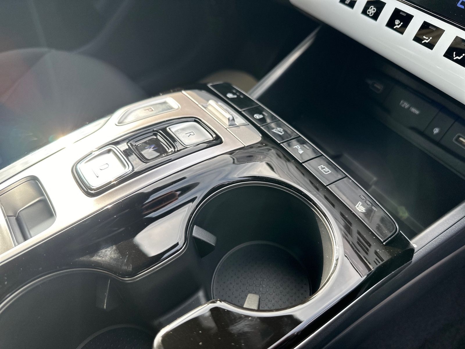 Hyundai TUCSON 1.6 T-GDI 2WD HEV HYBRID ADVANTAGE - Samsaru's Car Outlet
