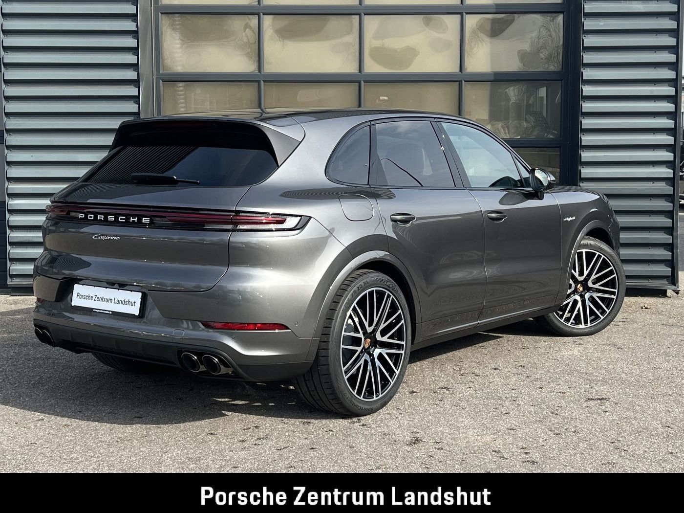 Porsche Cayenne E-Hybrid | Luftfederung | Panorama | AHK