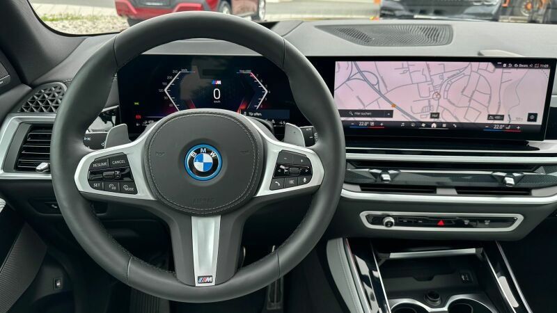 BMW X5 xDrive50e M Sport Pro AHK LUFT INTEG ACC AUTO