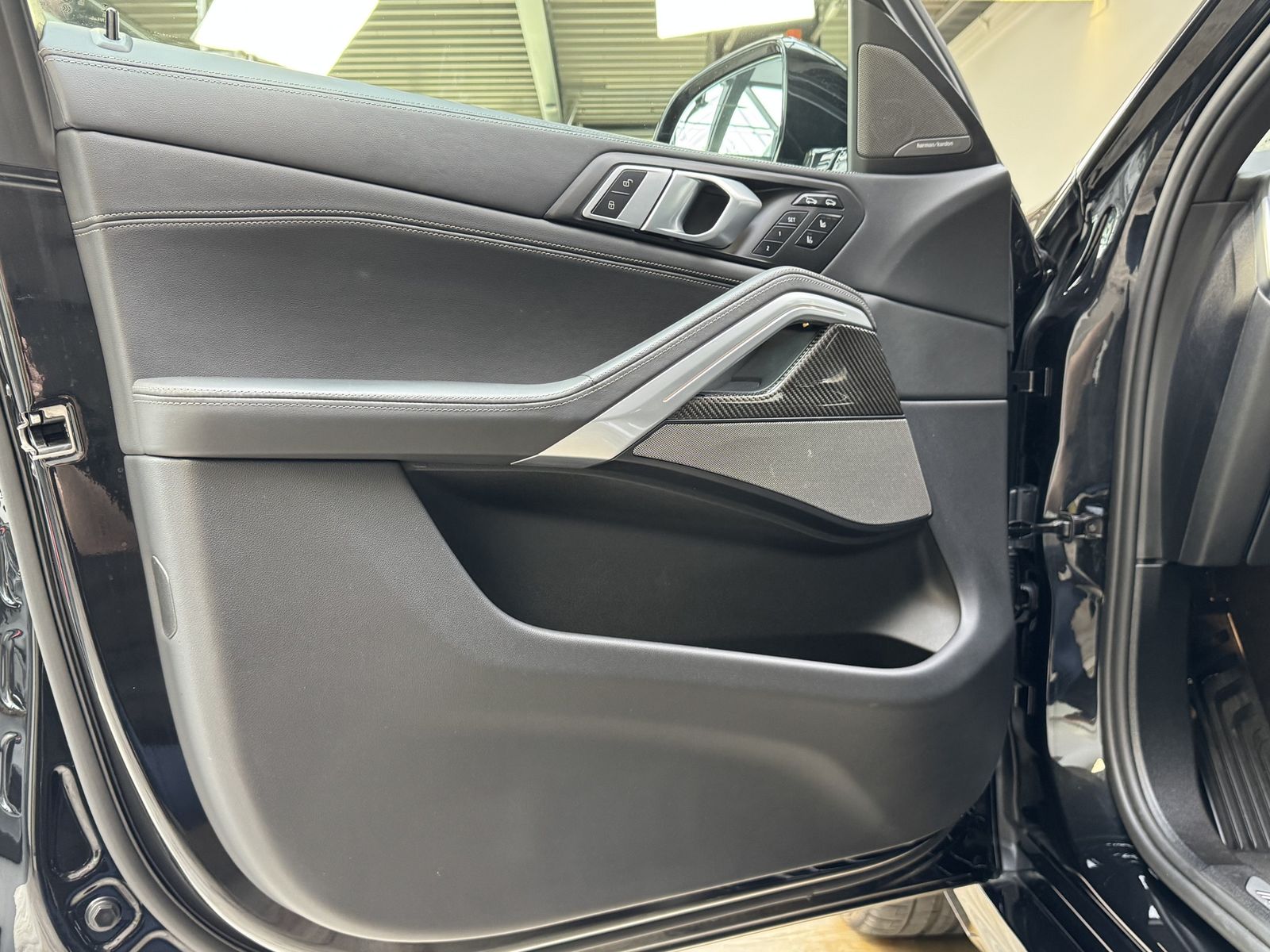 BMW X6 xDr30d M Sport Pro 22'' Sitzlüft. ACC 360°AHK