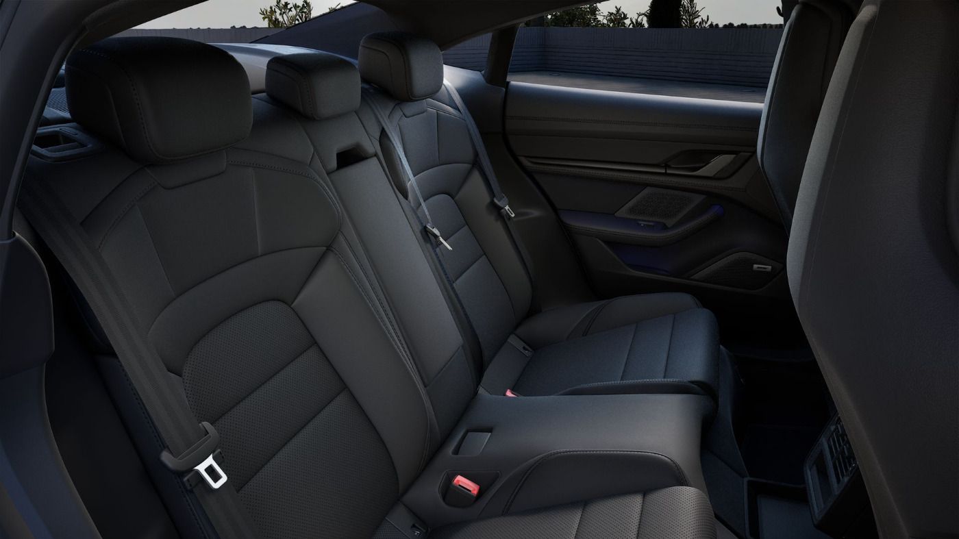 Porsche Taycan 4 Black Edition | InnoDrive | Panorama |