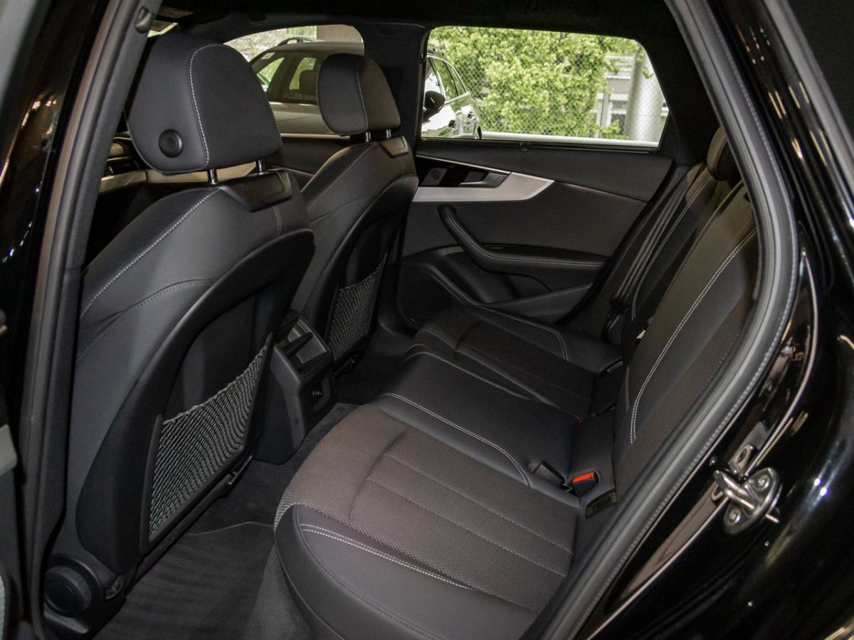 Audi A4 Avant 35 TDI advanced S line - Samsaru's Car Outlet