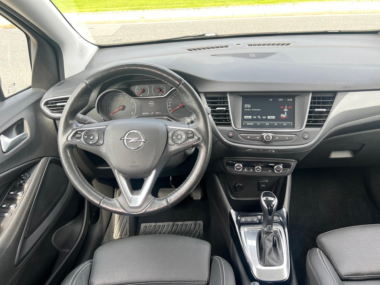 Opel Crossland 1.5 D Elegance Aut. - Samsaru's Car Outlet