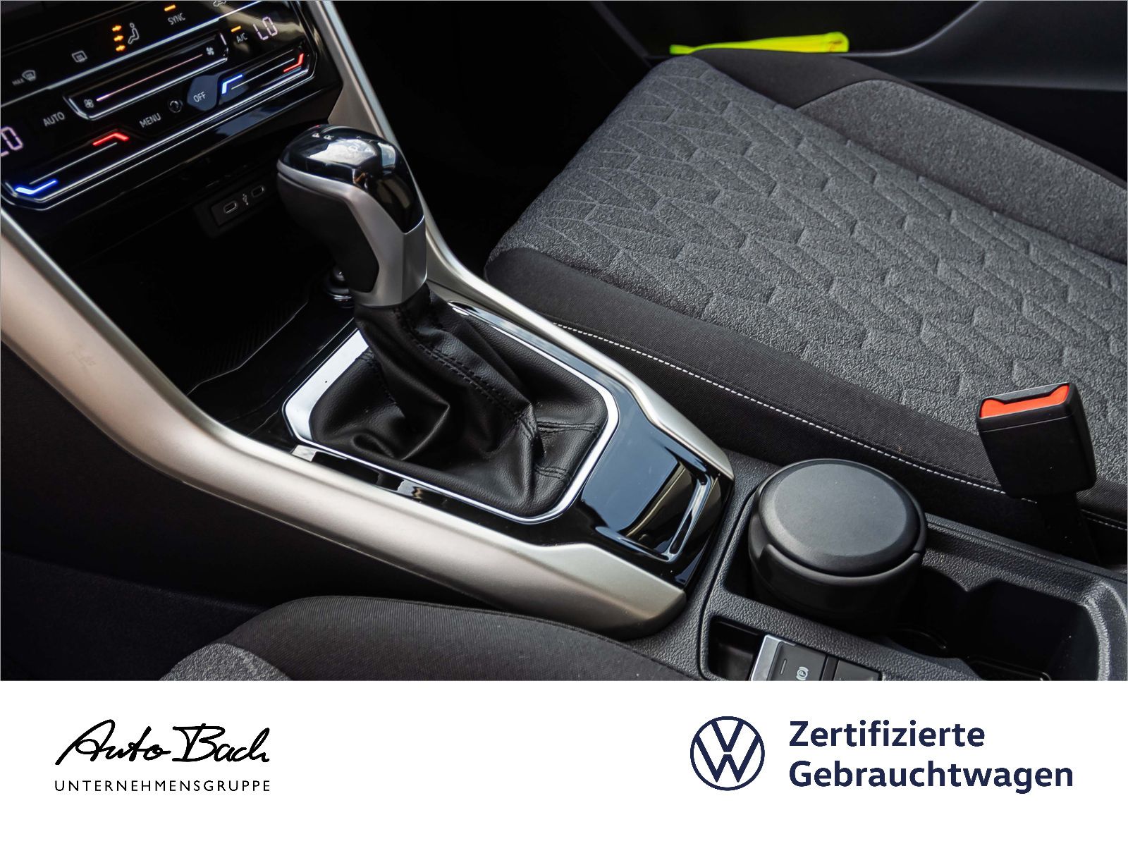 Volkswagen T-Roc 1.5 TSI MOVE DSG - Samsaru's Car Outlet