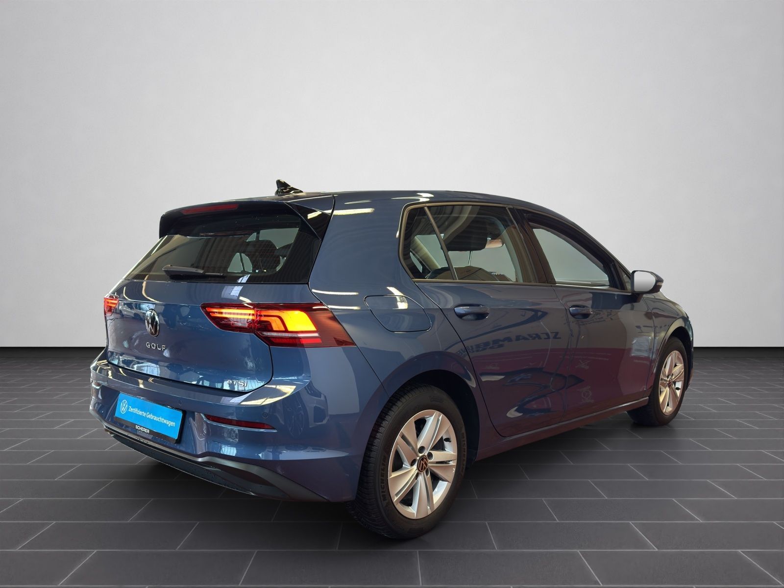 Volkswagen Golf VIII 1,5 eTSI DSG Life  *ergo*LED+*HuD*Side