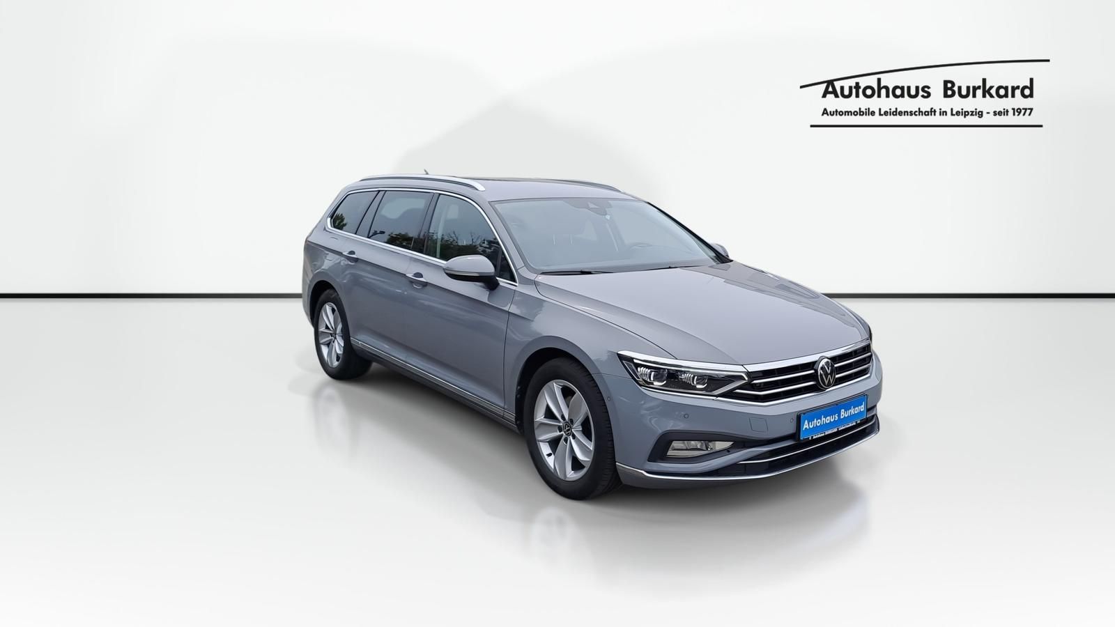 Volkswagen Passat Elegance 2.0 TDI+200PS+4M+Navi+RFK+Standh