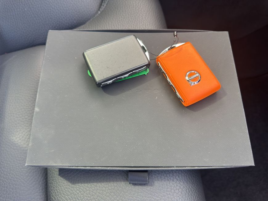 Volvo XC90 B5 AWD Plus-Bright 7S Glasd Standh 360° AHK