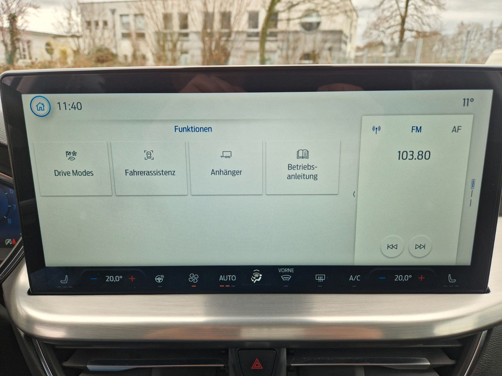 Ford Focus Tun.Titanium 1.Hd Aut. LED AHK NAVI Rf ACC