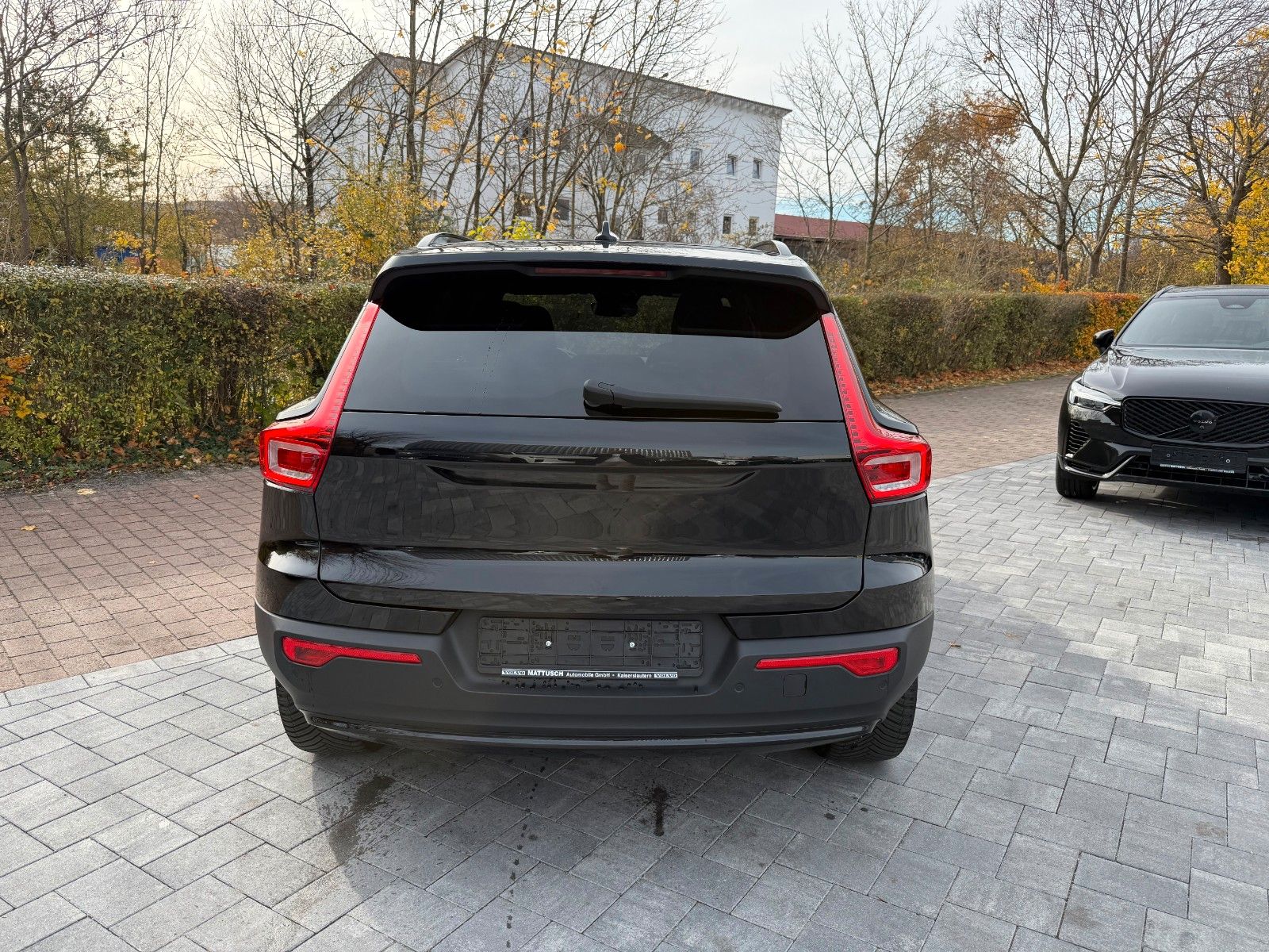 Volvo XC40 ULTIMATE+ALLWETTER+AHK+BLISS+PILOT+