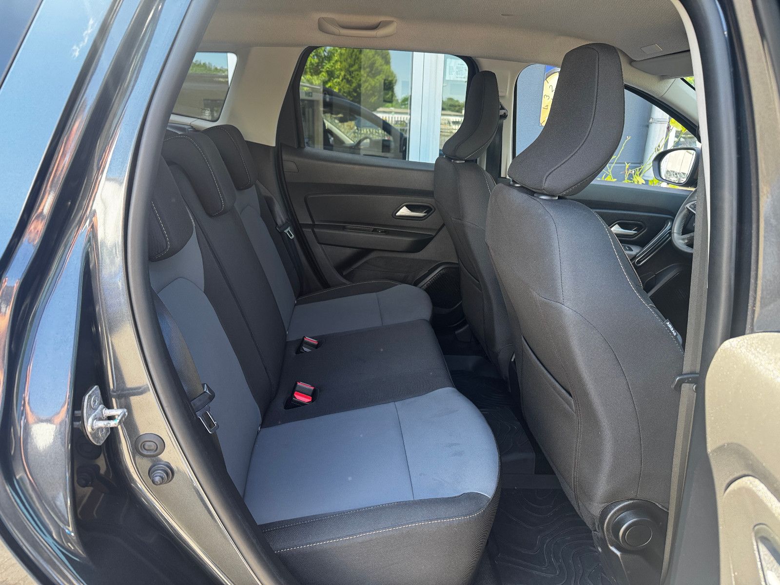 Dacia Duster II Extreme - Samsaru's Car Outlet