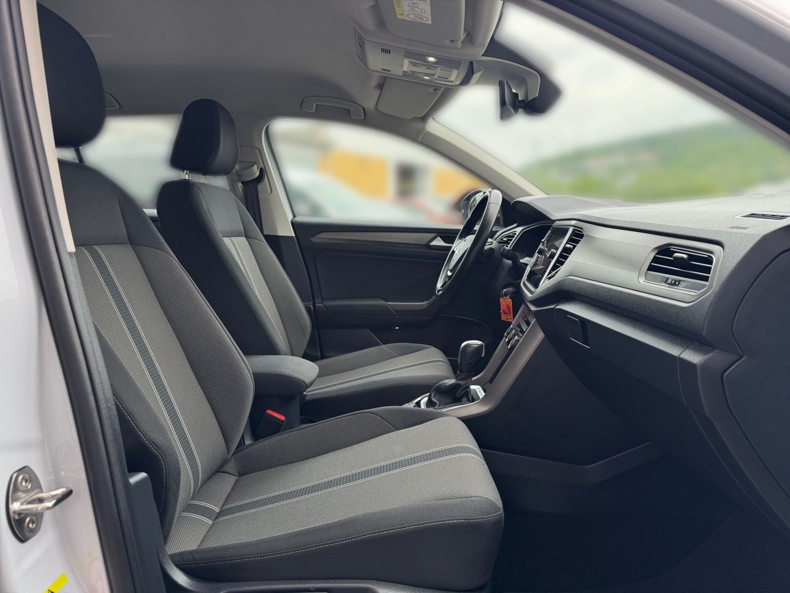 Volkswagen T-Roc Style 2.0TDI 4Motion - Samsaru's Car Outlet