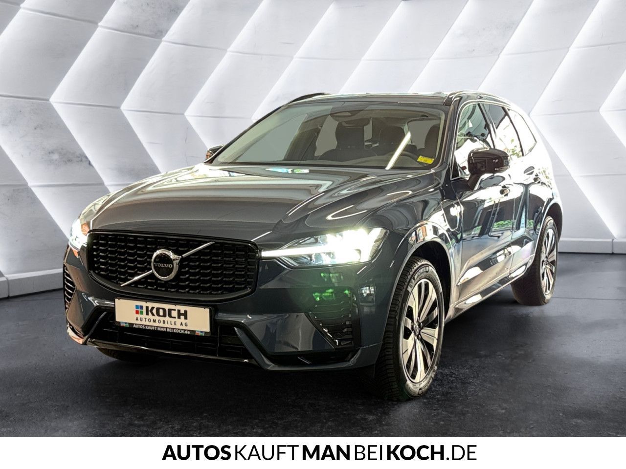 Volvo XC60 T6 Recharge AWD Plus ACC BLIS AHK STHz PANO