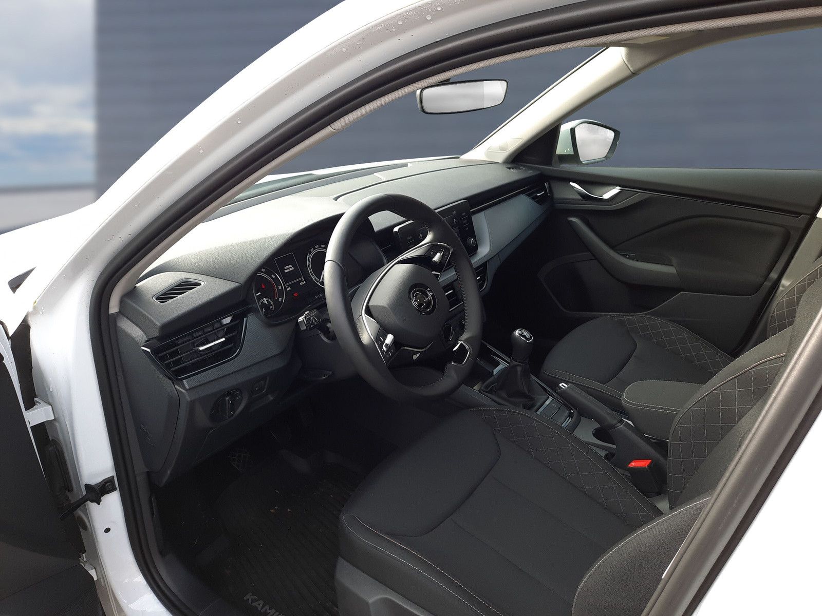 Skoda Kamiq 1.0 TSI Ambition - Samsaru's Car Outlet