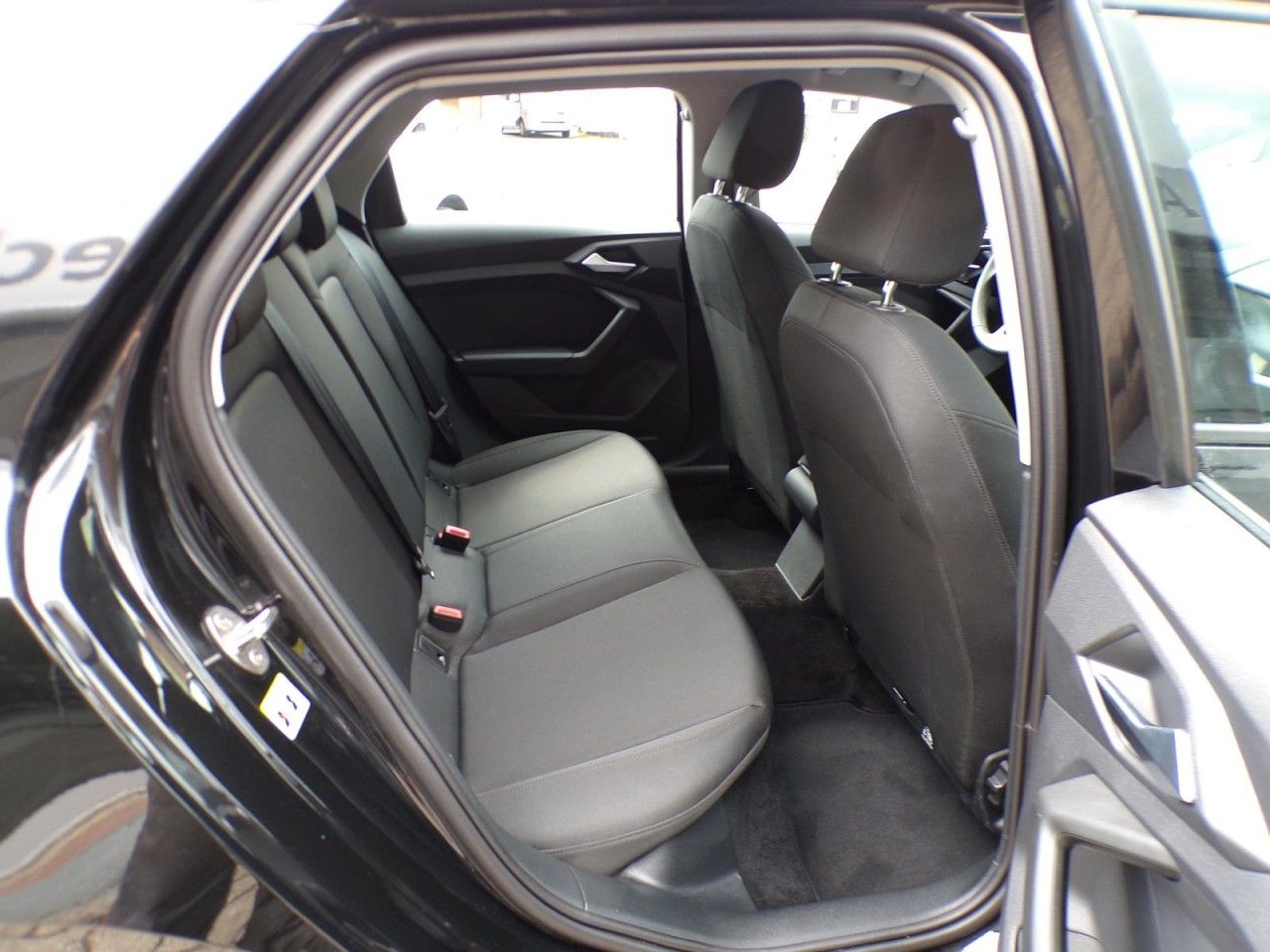 Audi A1 SPORTBACK 25 TFSI S-TRONIC - Samsaru's Car Outlet