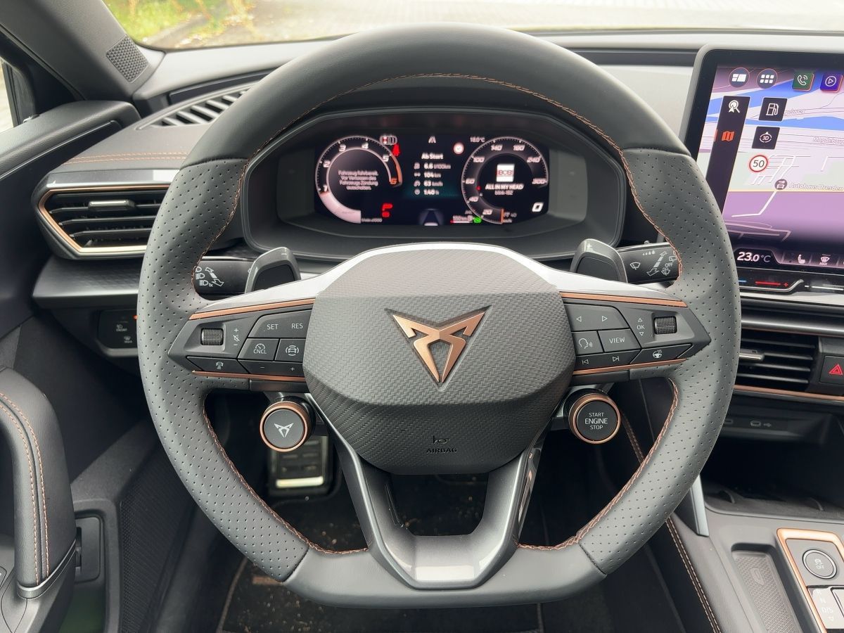 Cupra Leon Sportstourer - Samsaru's Car Outlet