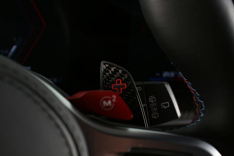 BMW XM 50e NP 152539.- AHK Massage ACC Park+ B&W HuD