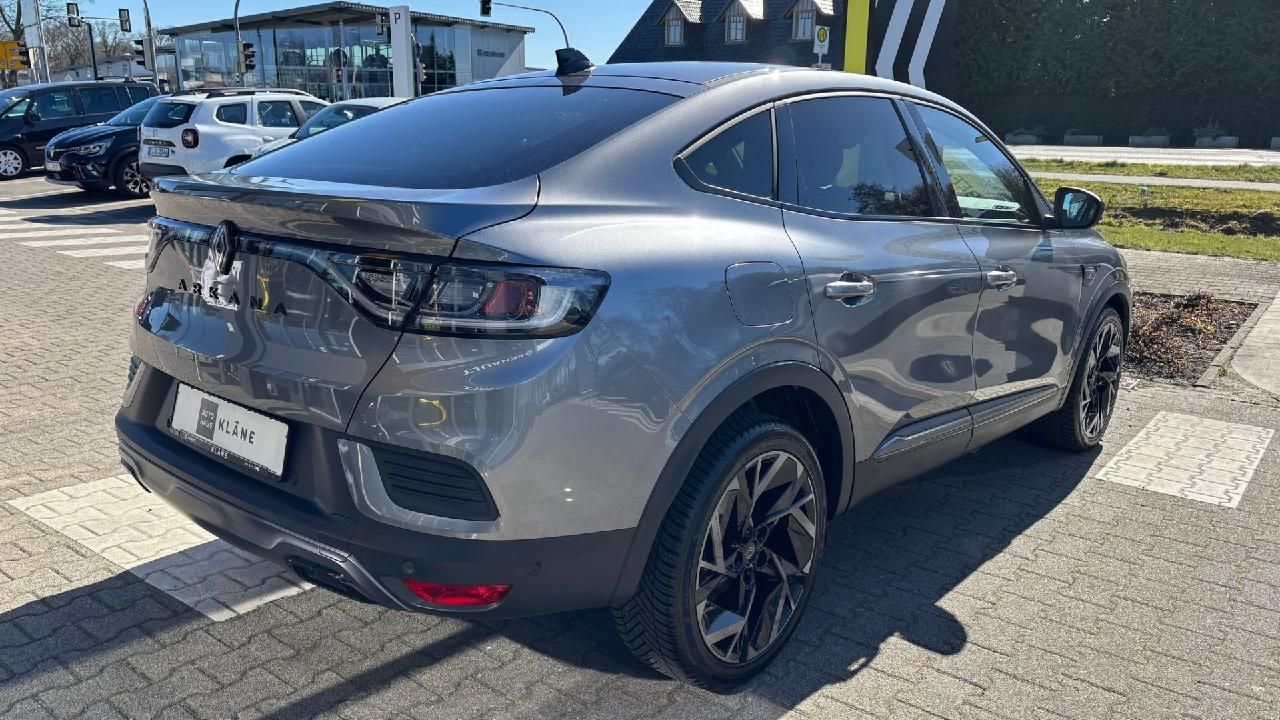 Renault Arkana Esprit Alpine Mild Hybrid - Samsaru's Car Outlet