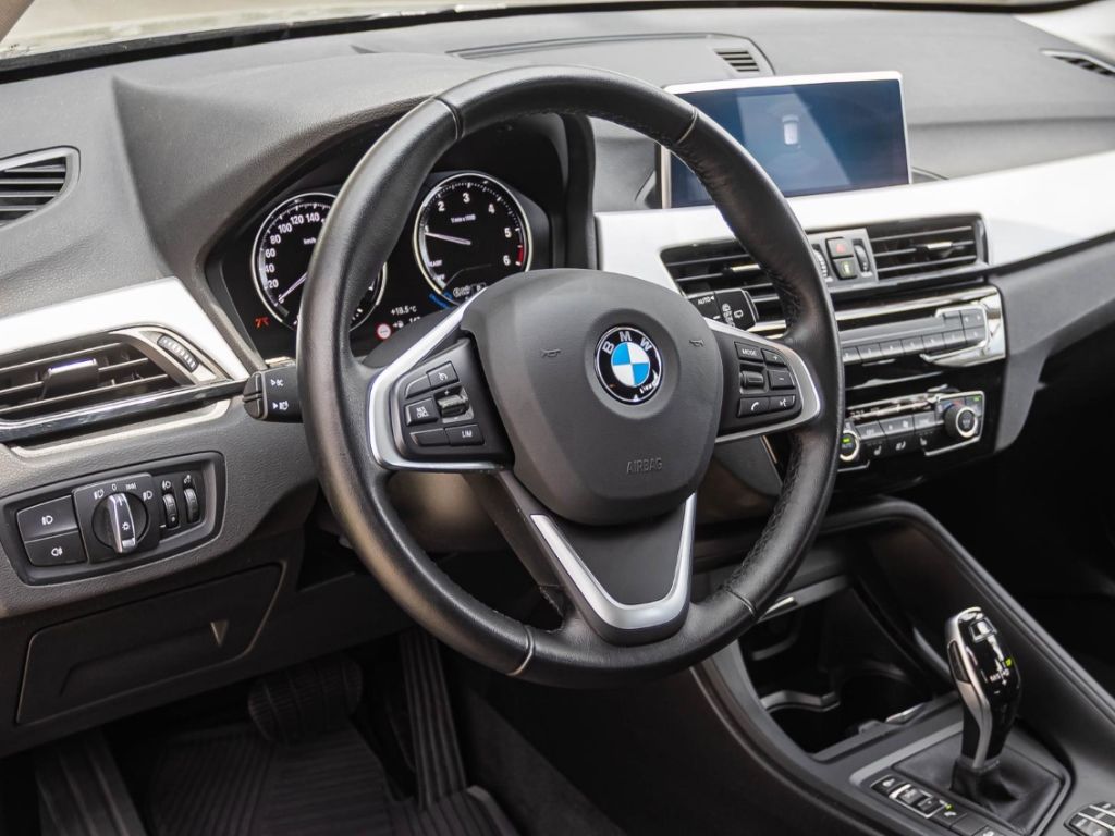 BMW X1 18d - Samsaru's Car Outlet