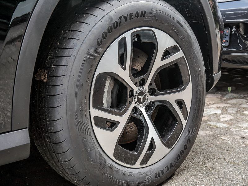 Mercedes-Benz GLC 300 e 4M , AVANTGARDE MEMO 360 AHK DISTR PDC