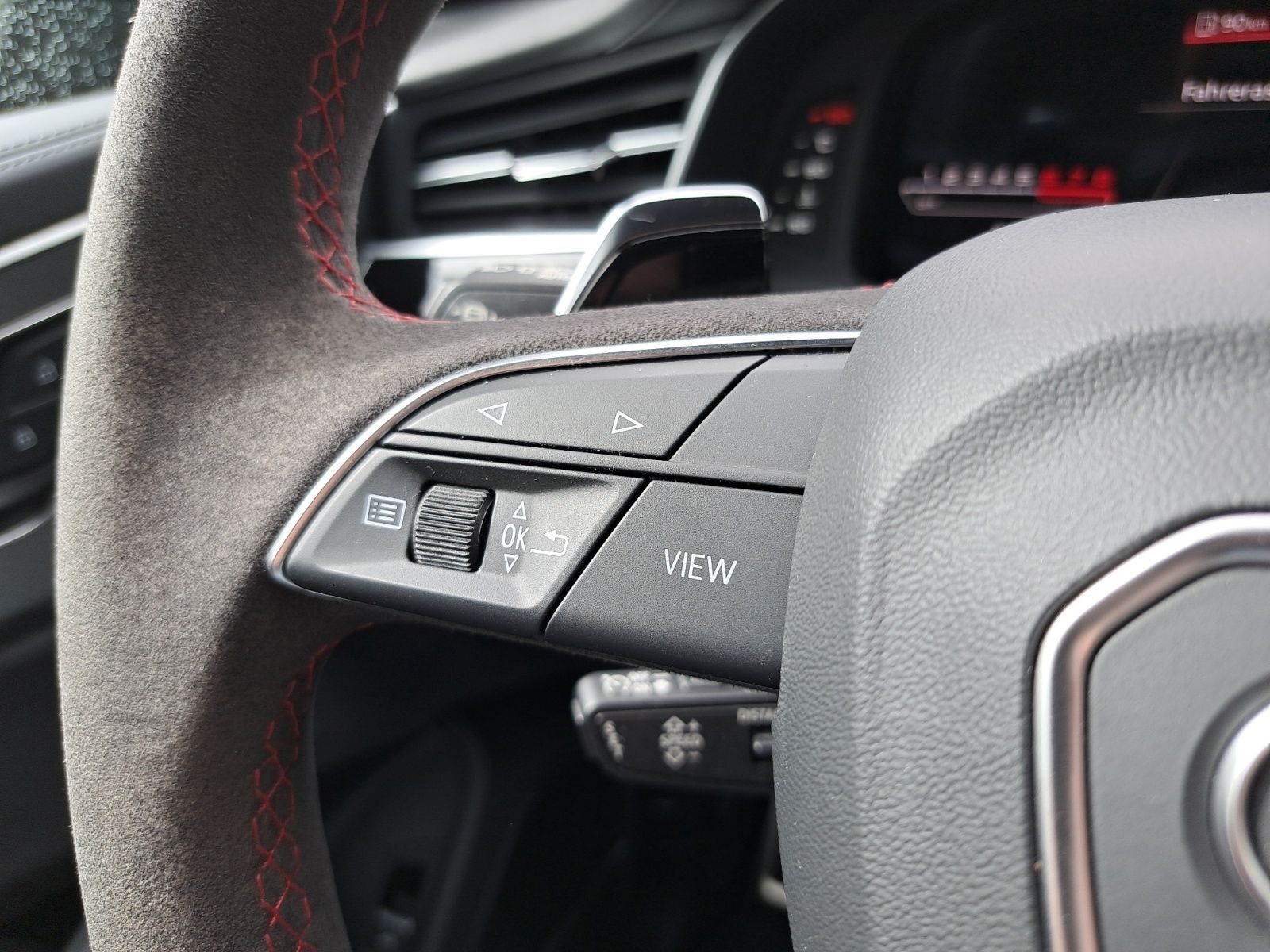 Audi RS Q8 quattro tiptr. 23" MATRIX B&O 4xKAM NAV AP