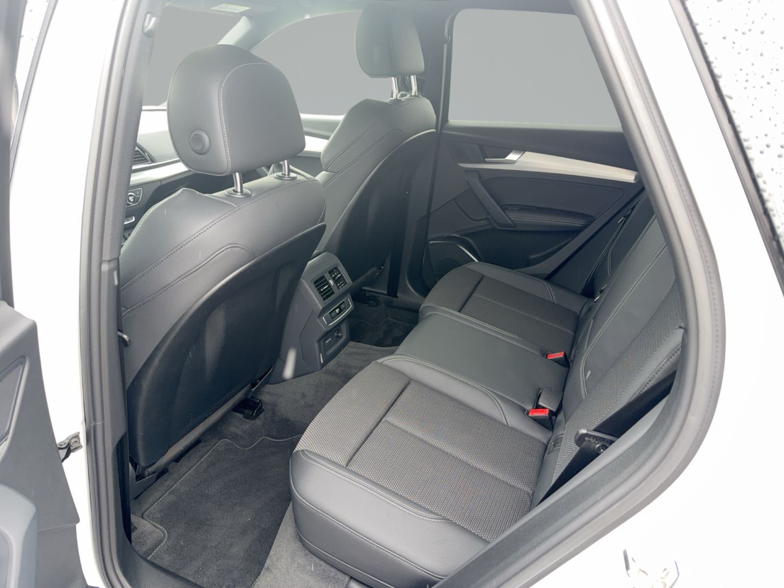 Audi Q5 S line 40 TFSI qu AHK/Matrix/Kam/ACC/PBox/20"