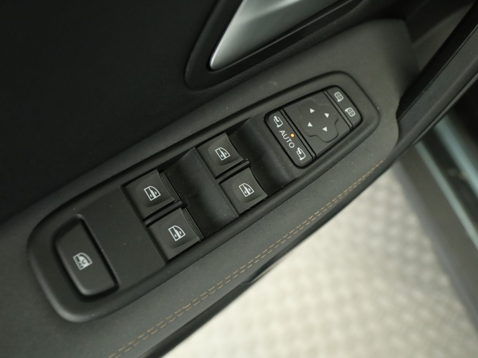 Dacia Duster Extreme TCe 150 EDC Automatik - Samsaru's Car Outlet