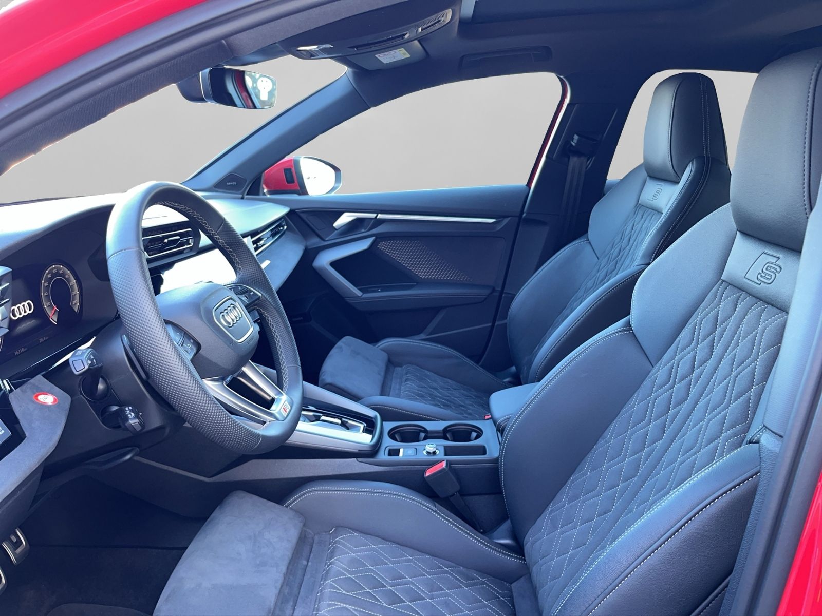 Audi A3 Sportback 35 TDI S-LINE - Samsaru's Car Outlet