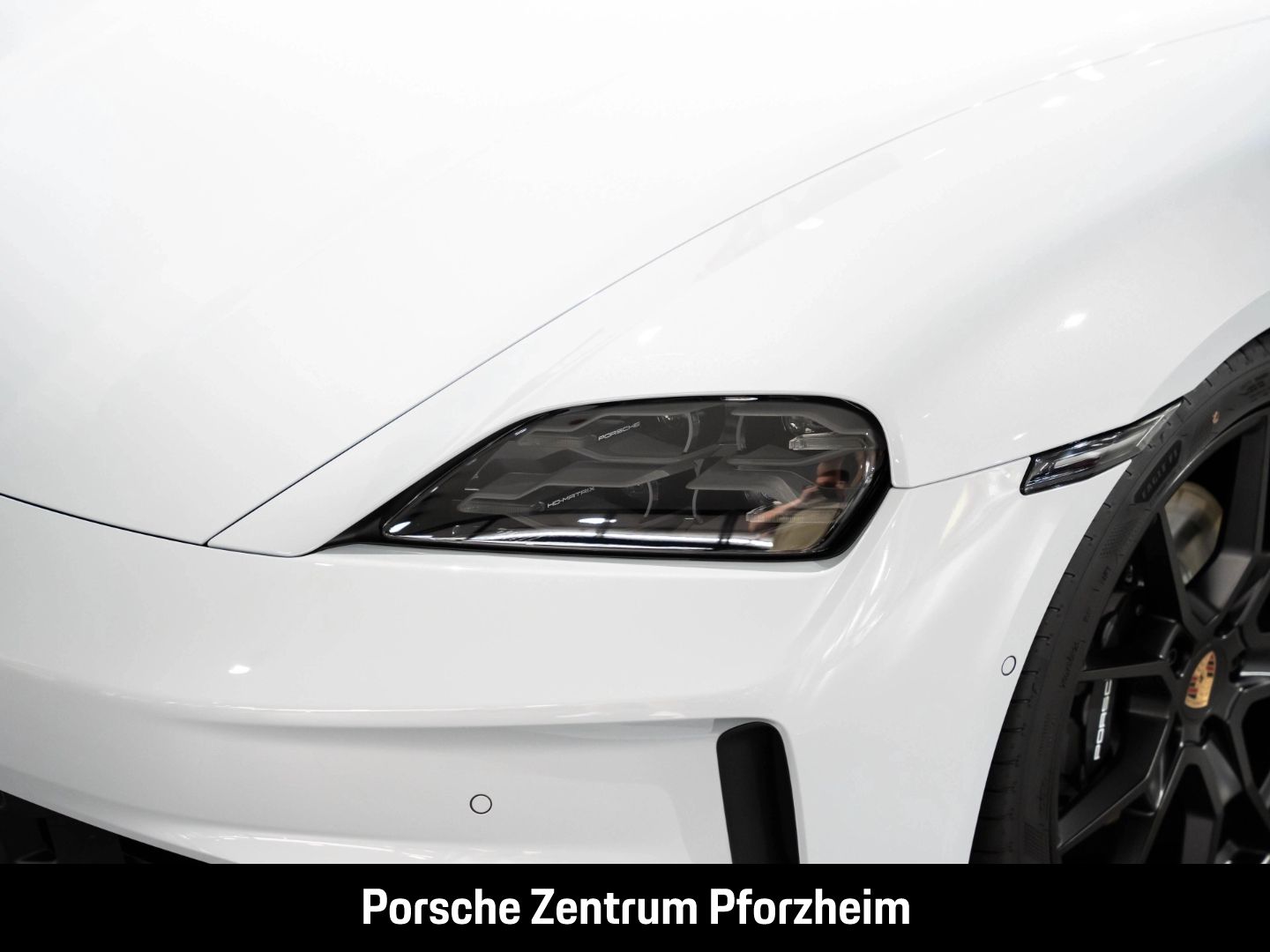Porsche Taycan BOSE LED-Matrix Panoramadach Luftfederung