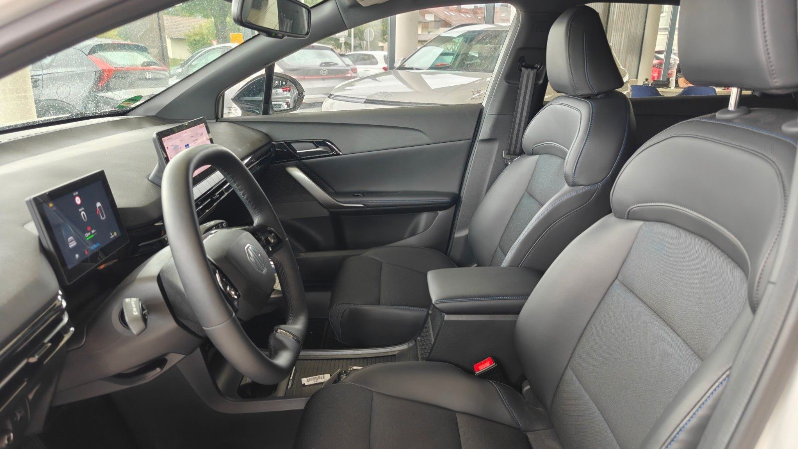 MG4 Luxury,Sitz Hz*lenkHz*PDC+360*
