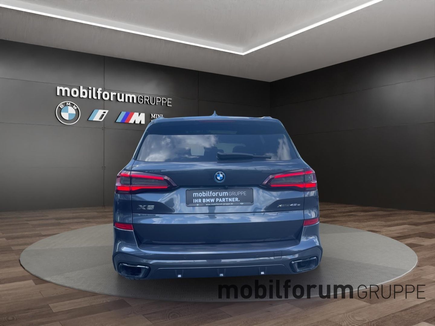 BMW X5 xDrive45e M-Sport AHK Panorama 360 Grad ACC
