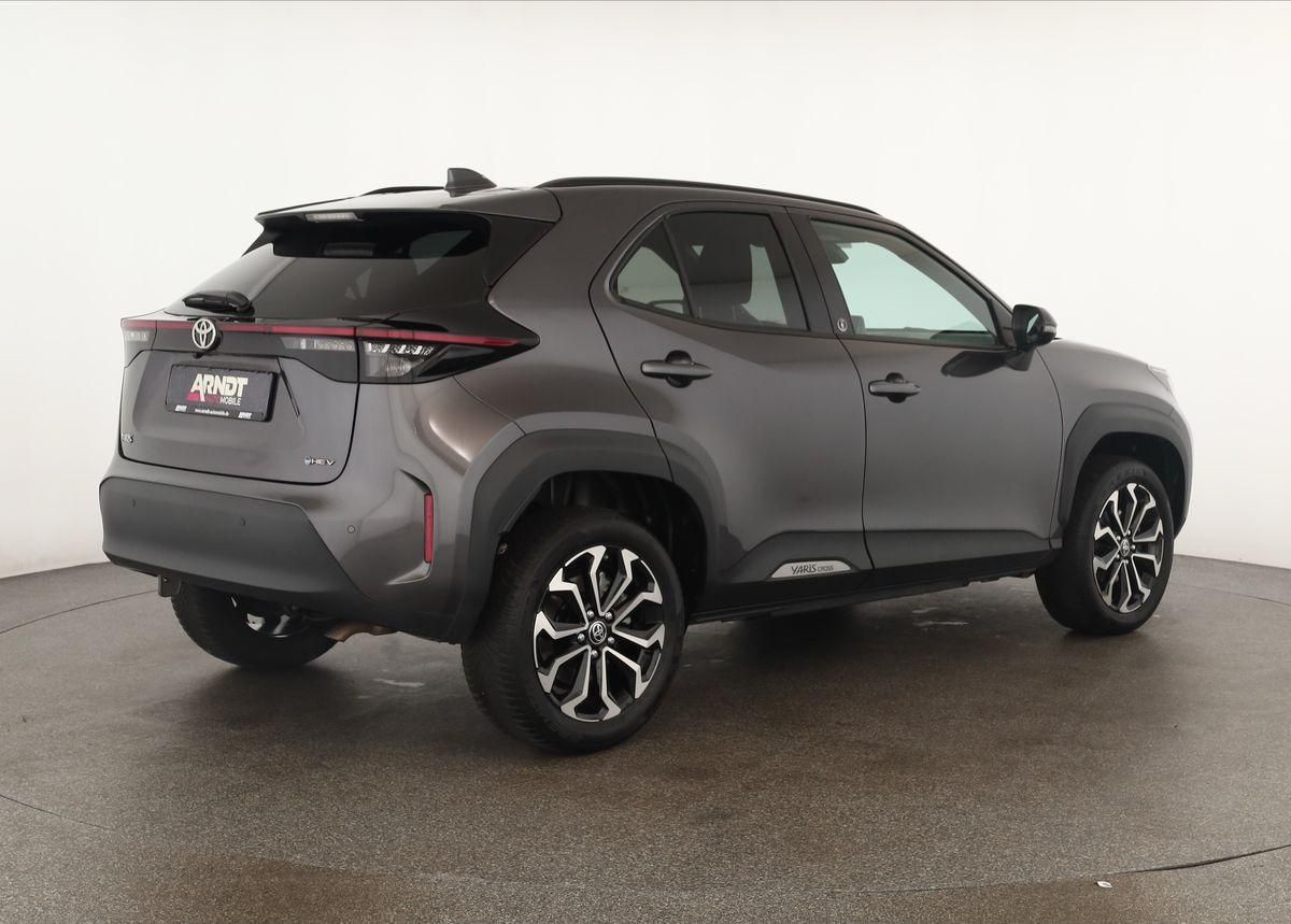 Toyota Yaris Cross CVT Team D LED Navi SHZ iACC Kam 17"