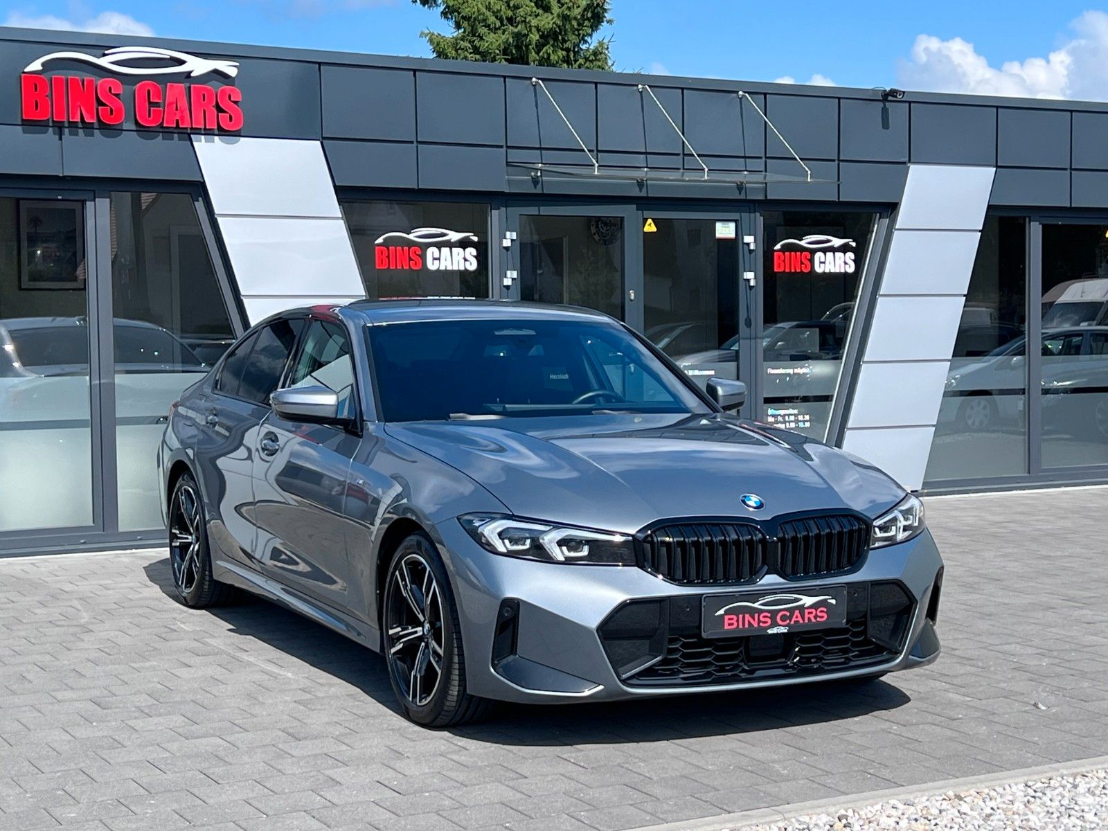 BMW 320d Lim xDrive M Sport - Samsaru's Car Outlet