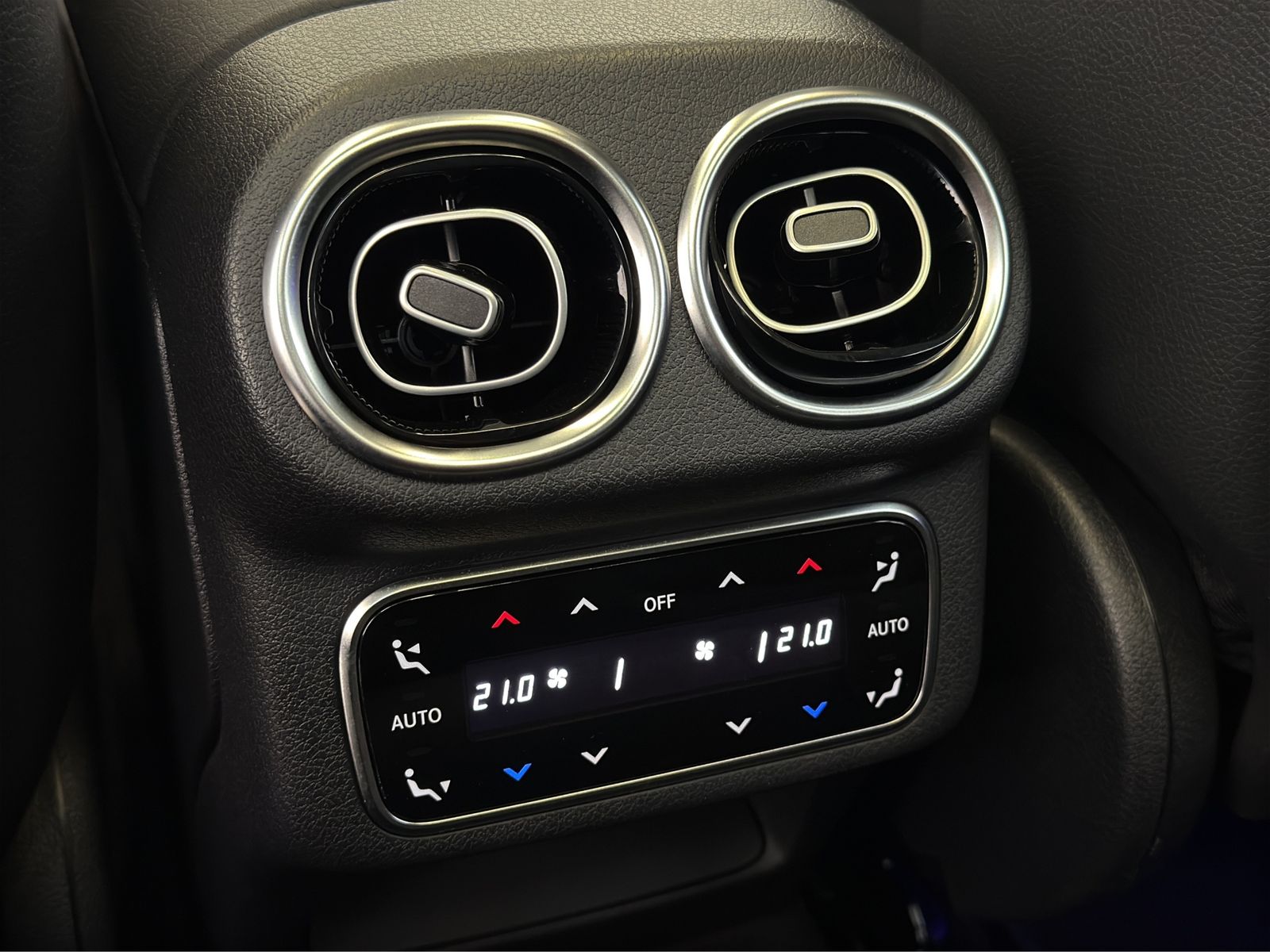 Mercedes-Benz GLC 300 de AMG 4M Pano*HUD*NIGHT*Burmester*AHK*+