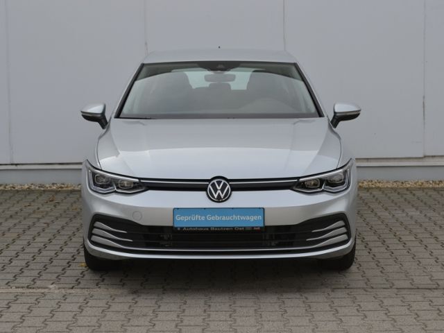 Volkswagen Golf VIII 1.5 TSI Life - Samsaru's Car Outlet