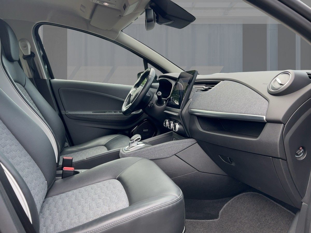 Renault ZOE INTENS - Samsaru's Car Outlet