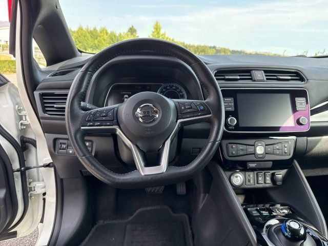 Nissan Leaf N-Connecta - Samsaru's Car Outlet