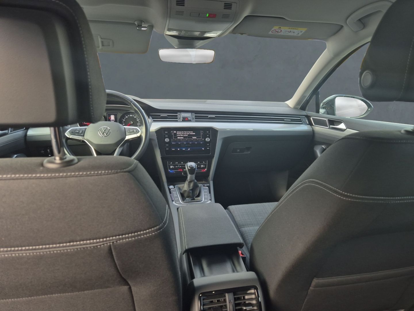 Volkswagen Passat Variant Business 2.0 TDI - Samsaru's Car Outlet