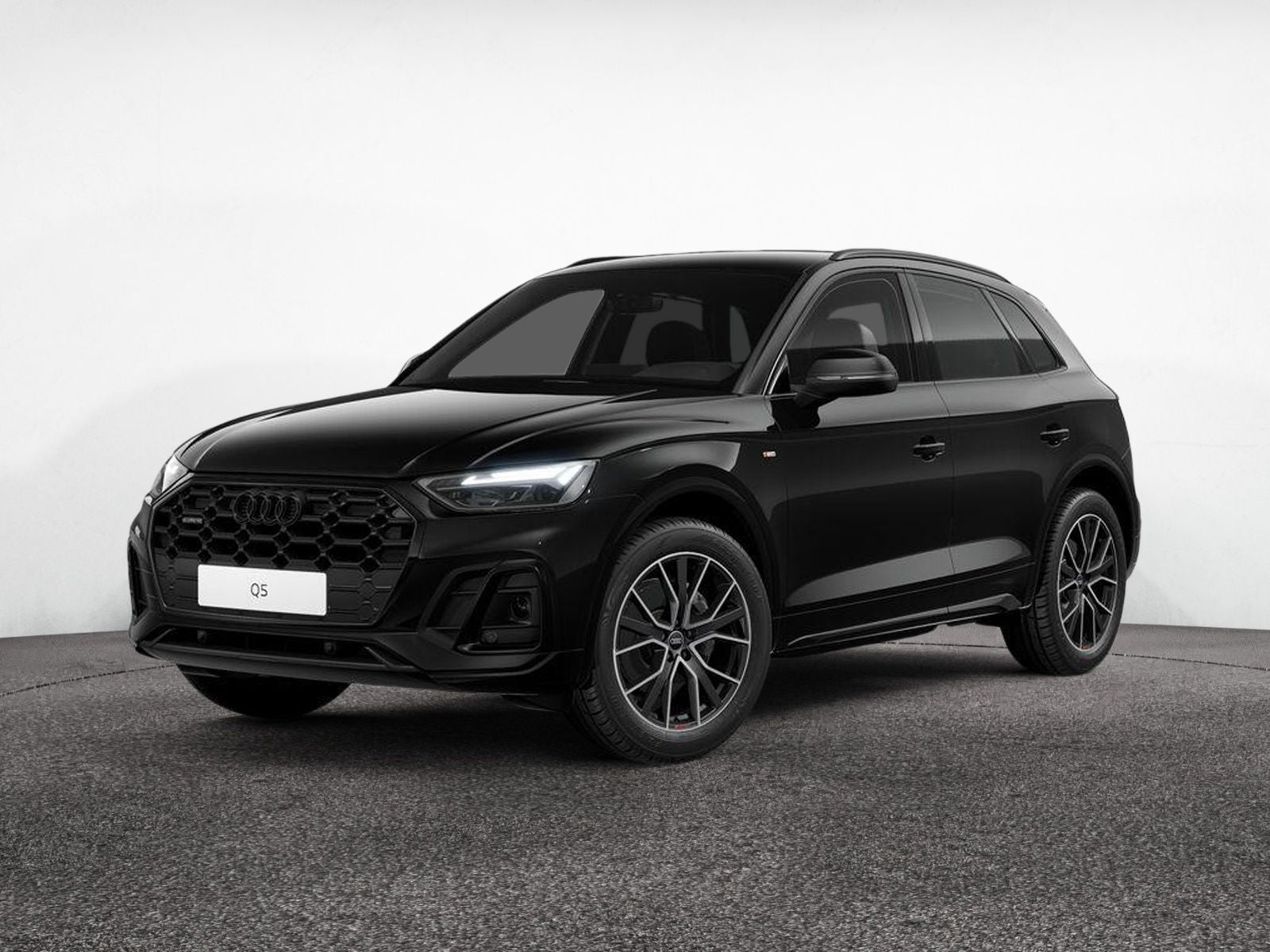 Audi Q5 40 TDI quattro S line - Samsaru's Car Outlet