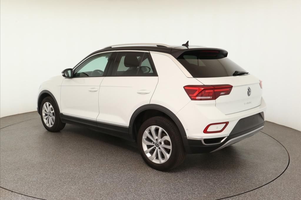 Volkswagen T-Roc Style 1.5 TSI DSG - Samsaru's Car Outlet