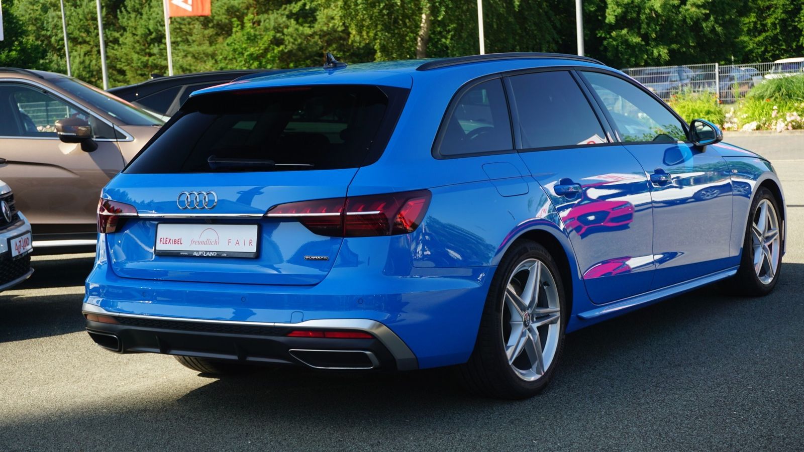 Audi A4 40 quattro S-Line - Samsaru's Car Outlet