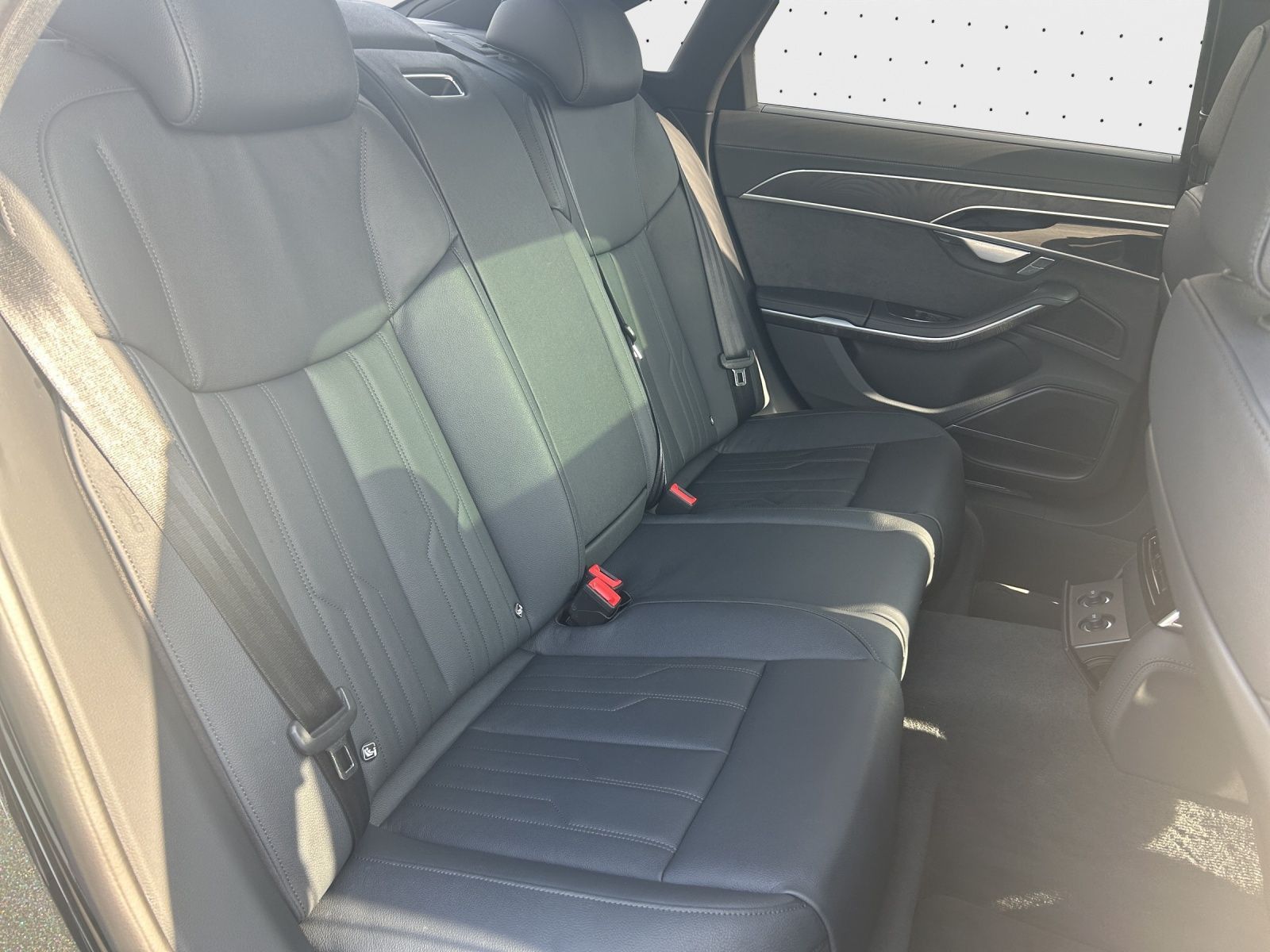 Audi A8 50 TDI quattro - Samsaru's Car Outlet