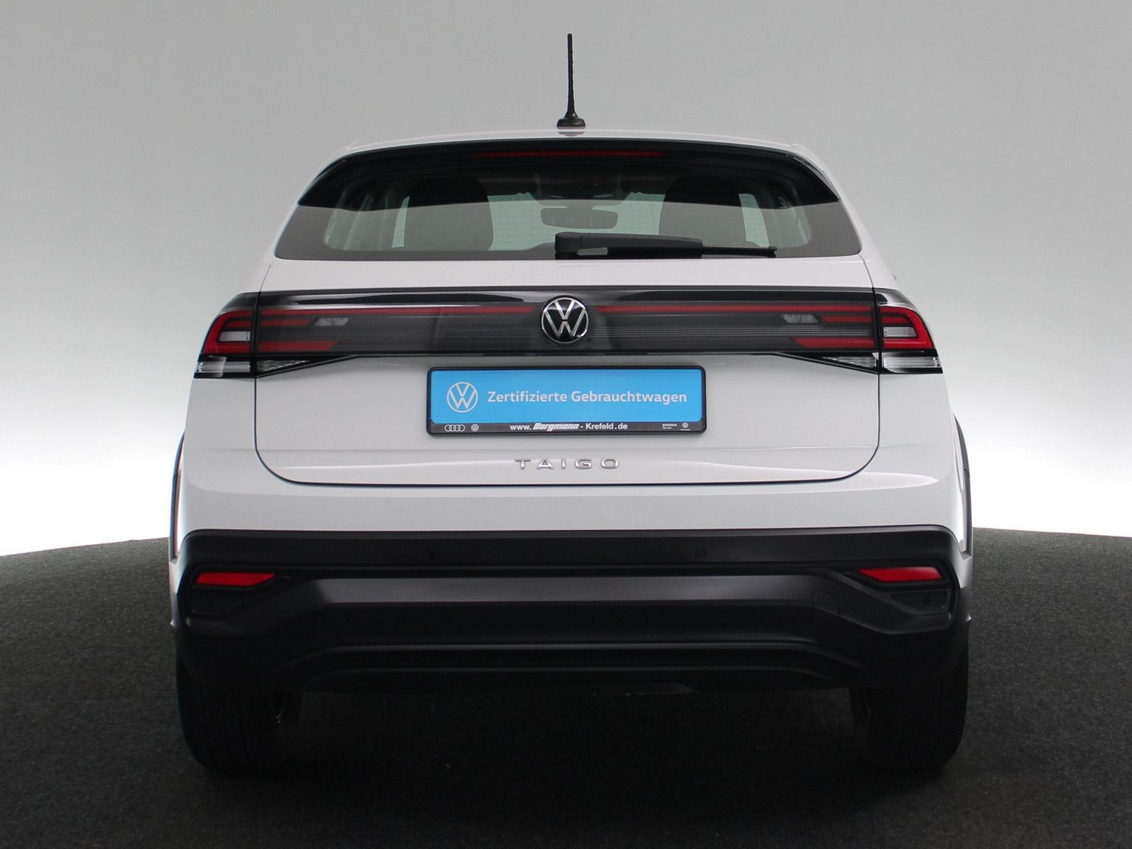 Volkswagen Taigo 1.0 TSI - Samsaru's Car Outlet